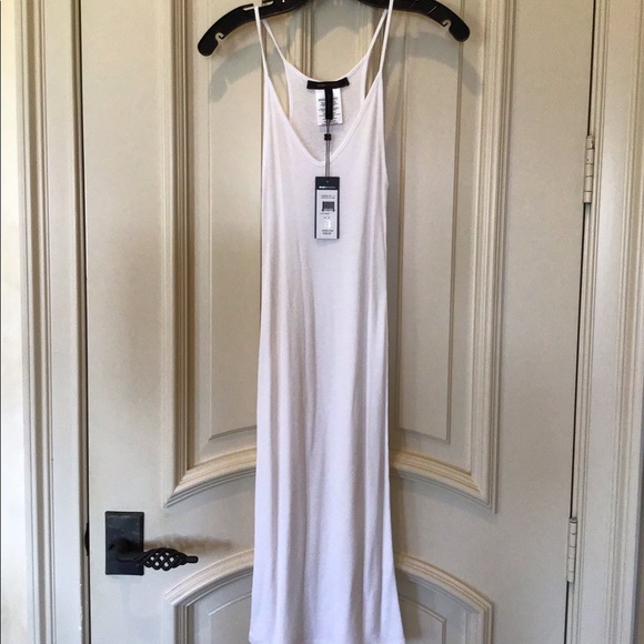 BCBGMaxAzria Dresses & Skirts - BCBGMaxAzria Kimmie white slip dress size Small